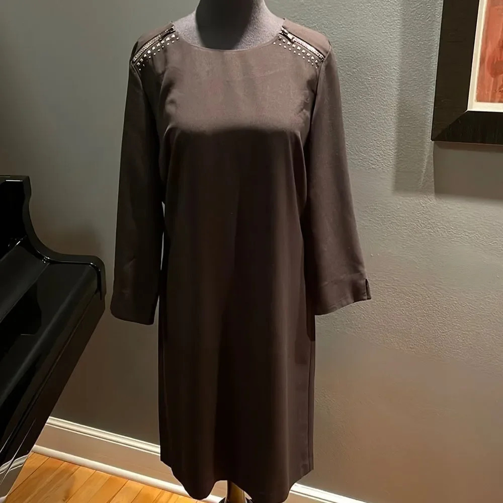 Premise black zipper and studded shoulder shift midi. Size 8.
